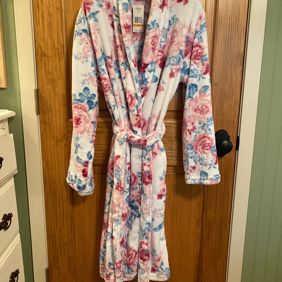 Floral Fleece Robe - Picture 1 of 7